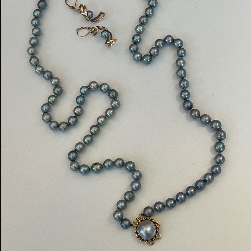 Tahitian black pearls